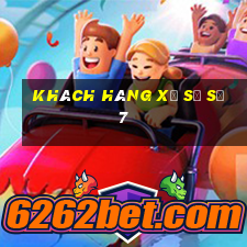 Khách hàng xổ số số 7